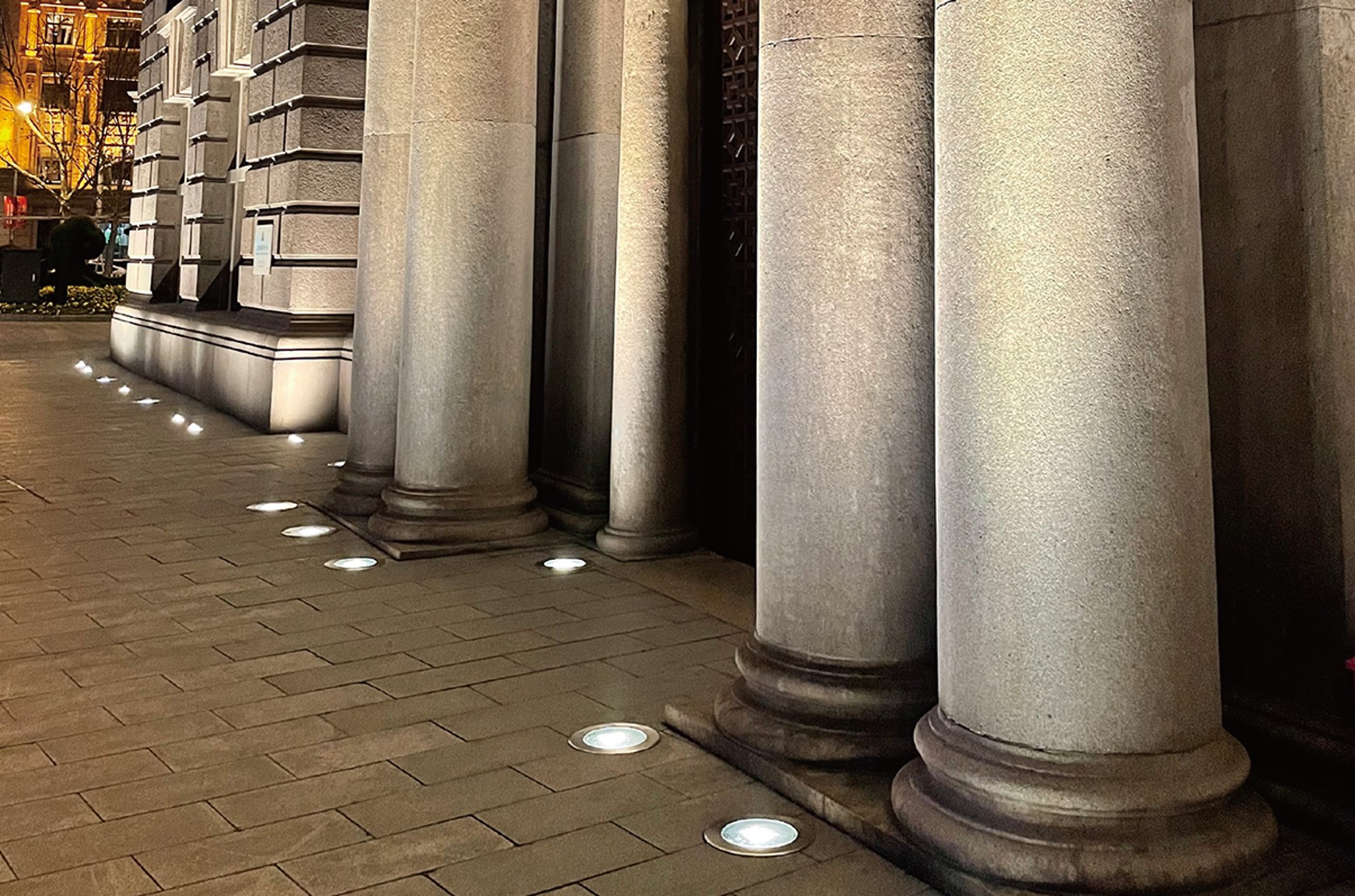 FOCOS EMPOTRABLES IP-68 para iluminación exterior y alumbrado público